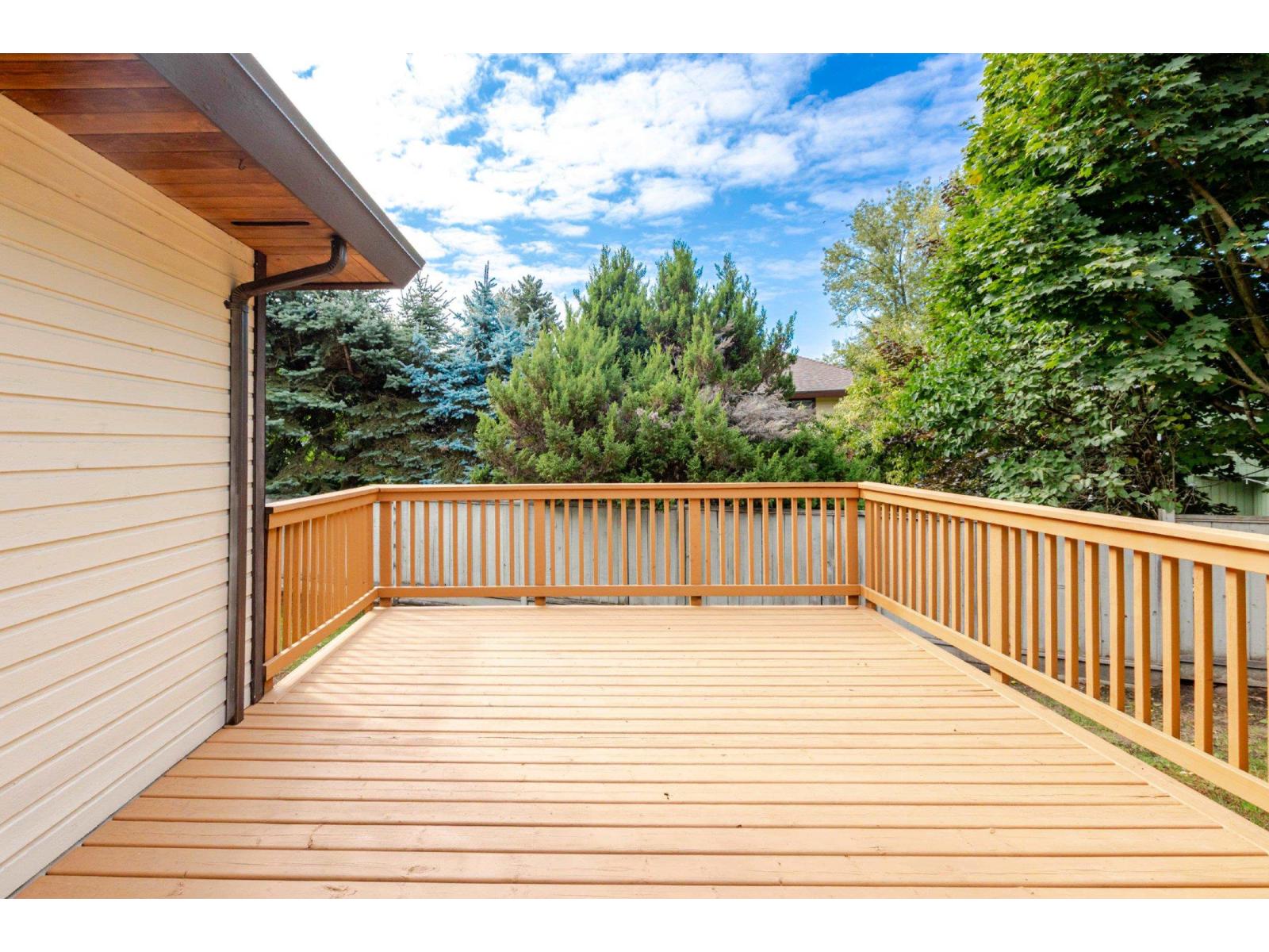 10467 GLENBROOK GROVE, Surrey