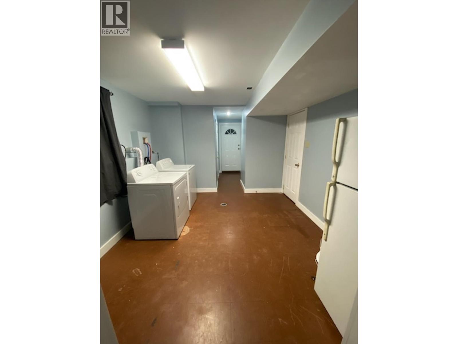 38159 HEMLOCK AVENUE, Squamish