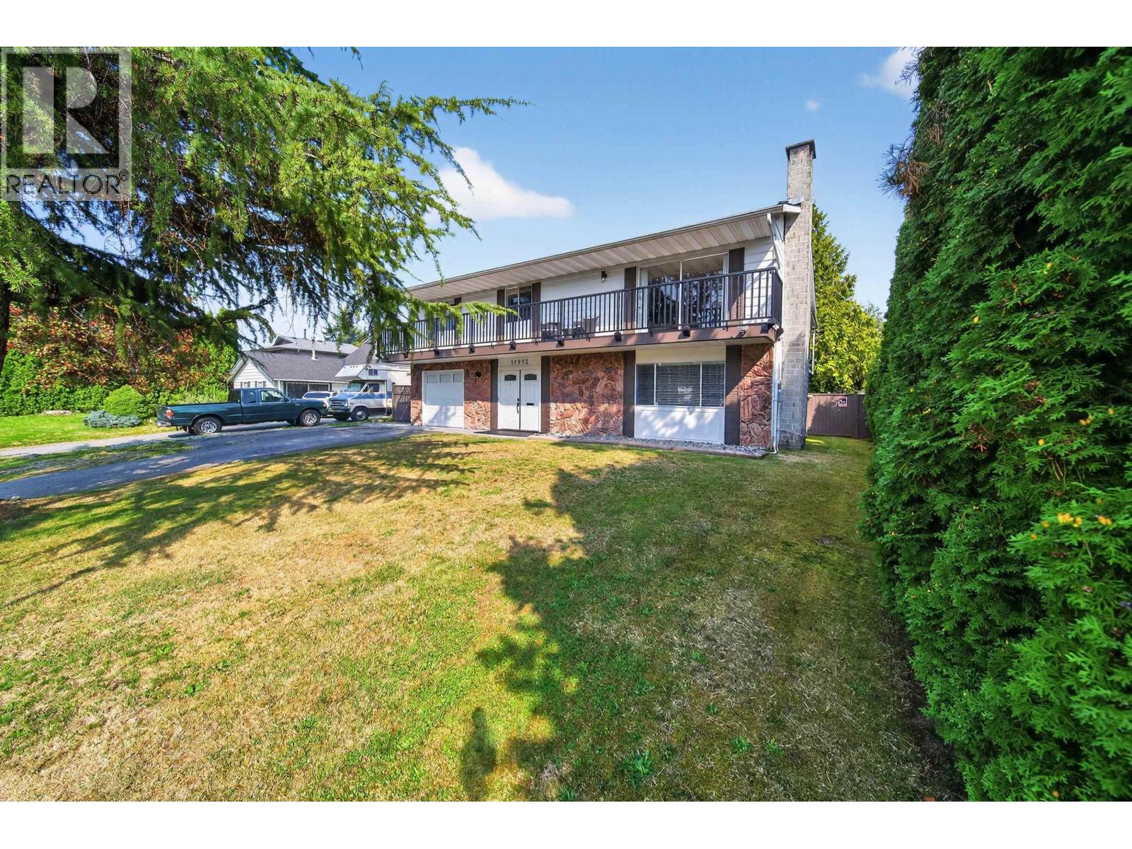 11912 229 Street - photo 2