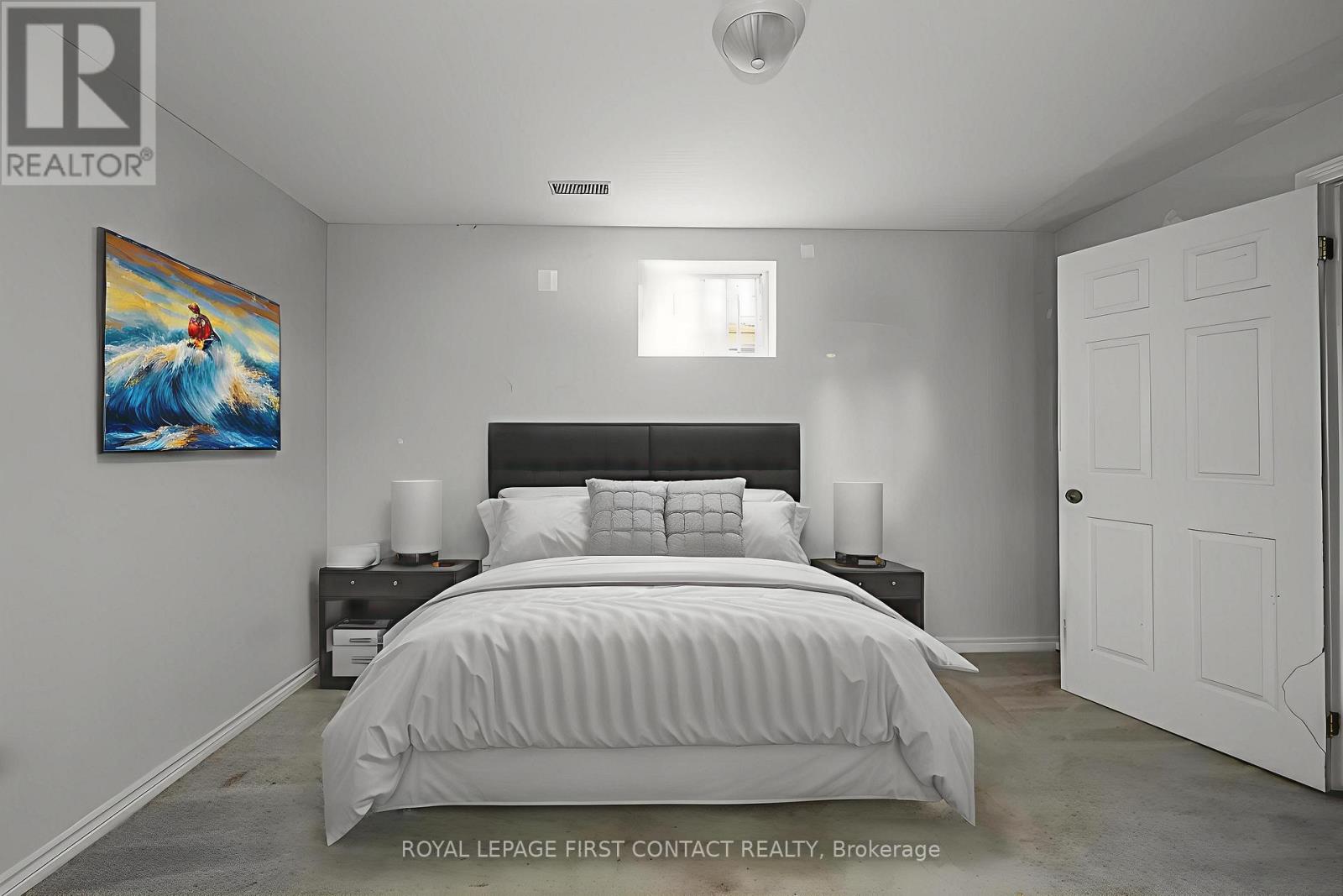 Single Family House Bungalow for Sale in  LANG DRIVE Barrie (Northwest) 