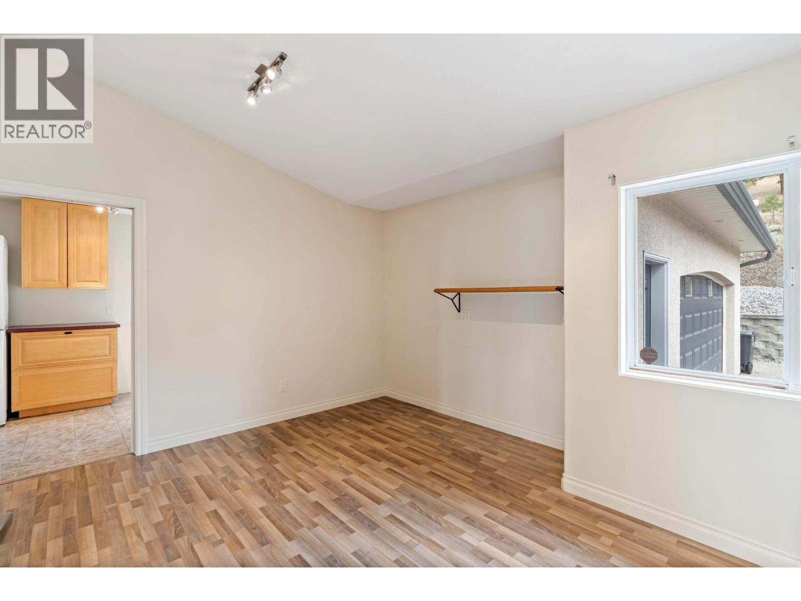  1569 Gregory Road, West Kelowna