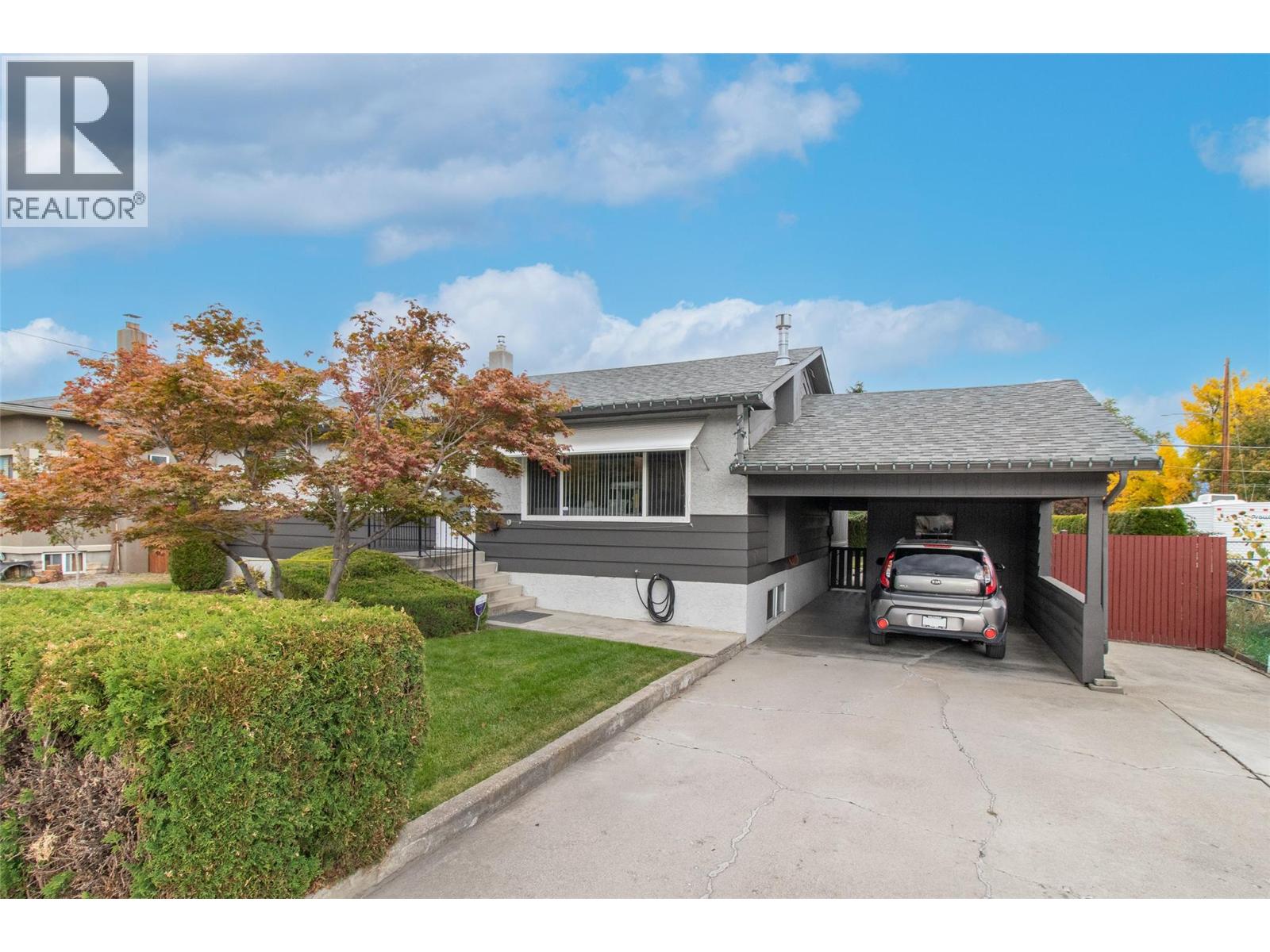  230 Ponto Road, Kelowna