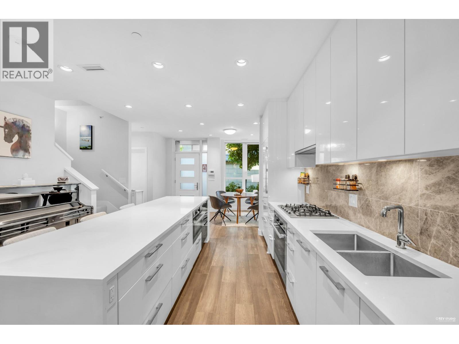 TH-5 5410 SHORTCUT ROAD, Vancouver