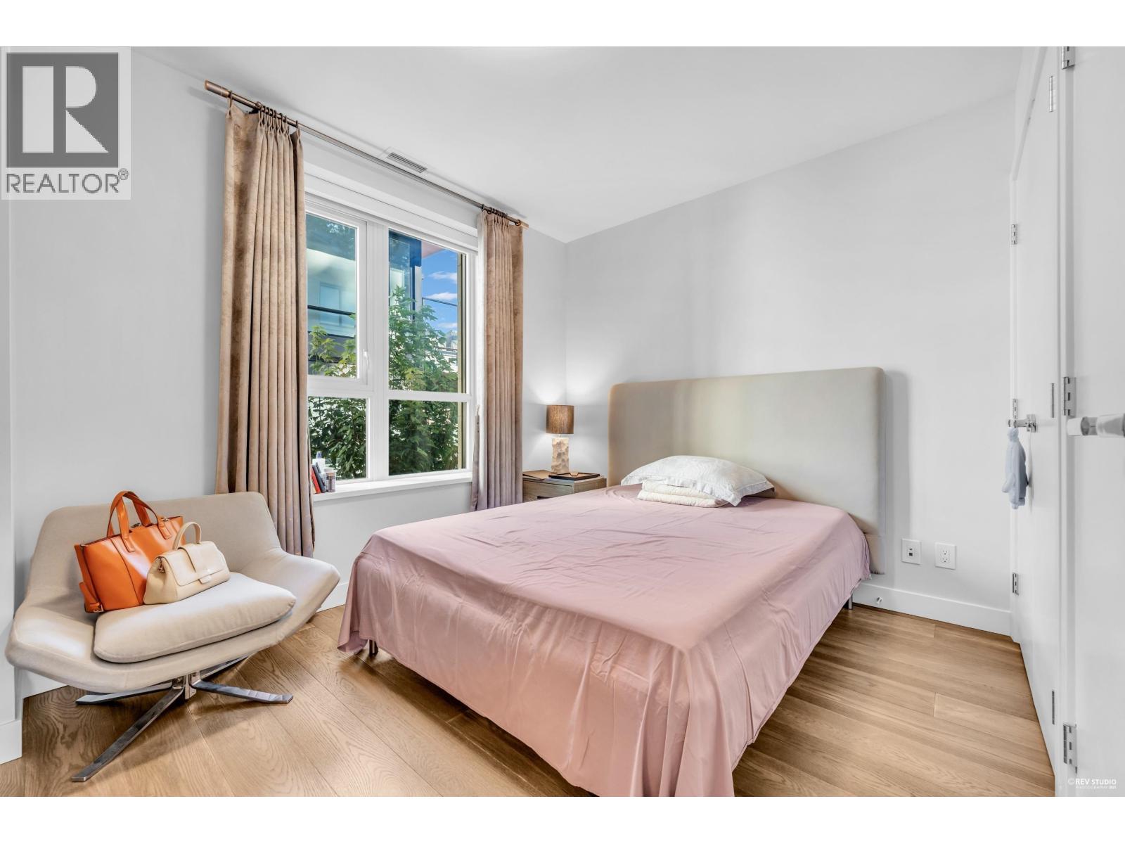 TH-5 5410 SHORTCUT ROAD, Vancouver