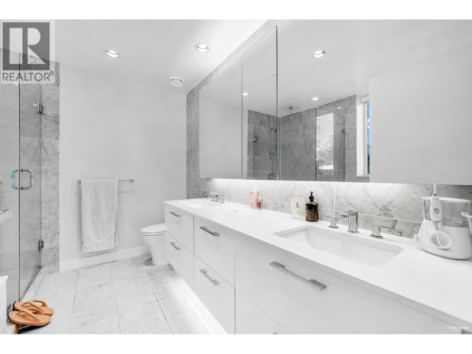 TH-5 5410 SHORTCUT ROAD, Vancouver