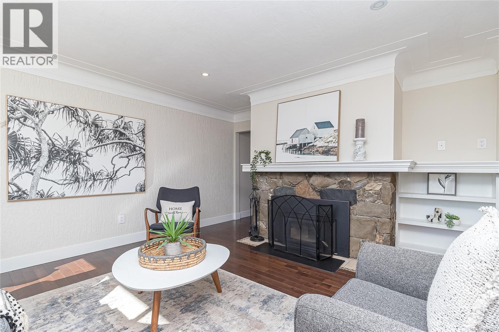  756 Snowdrop Avenue, Saanich