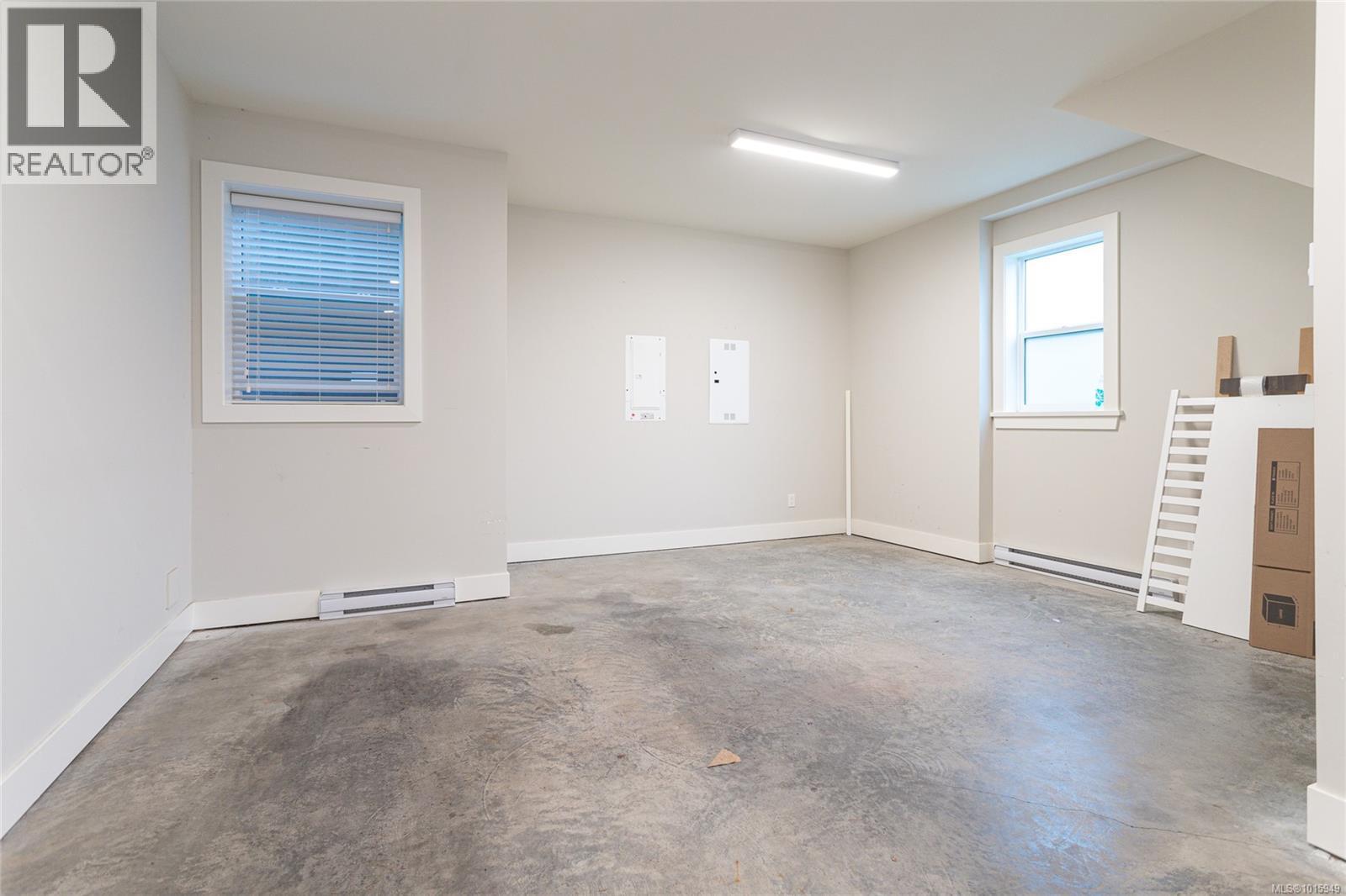  629 Selwyn Close, Langford