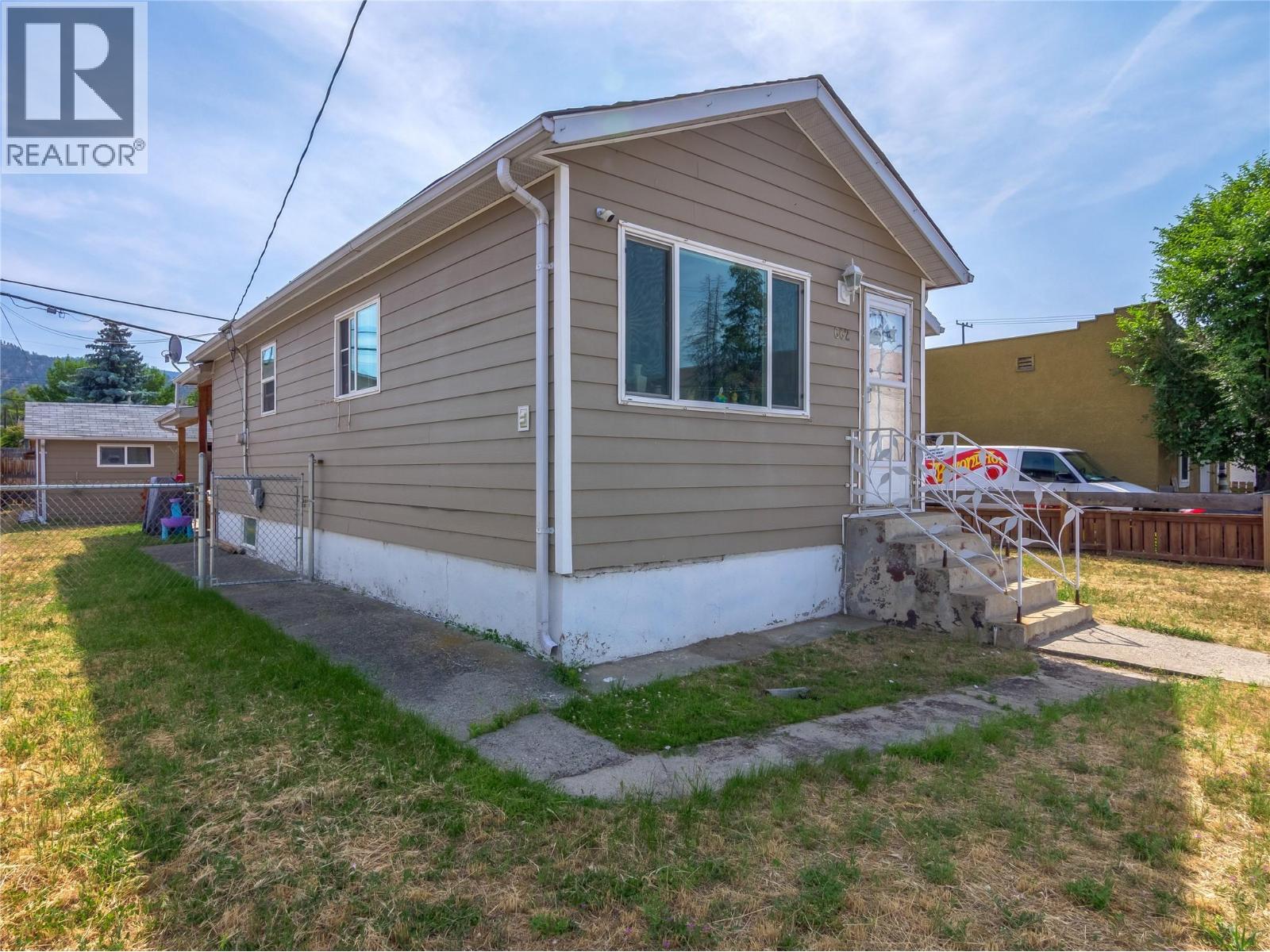  662 Ellis Street, Penticton