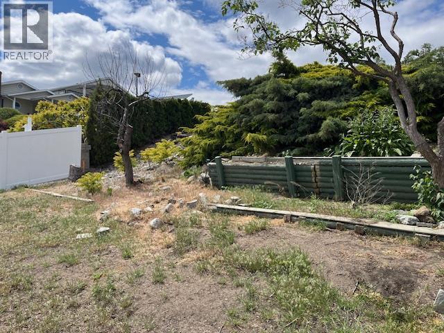  4008 LOBELIA Drive, Osoyoos