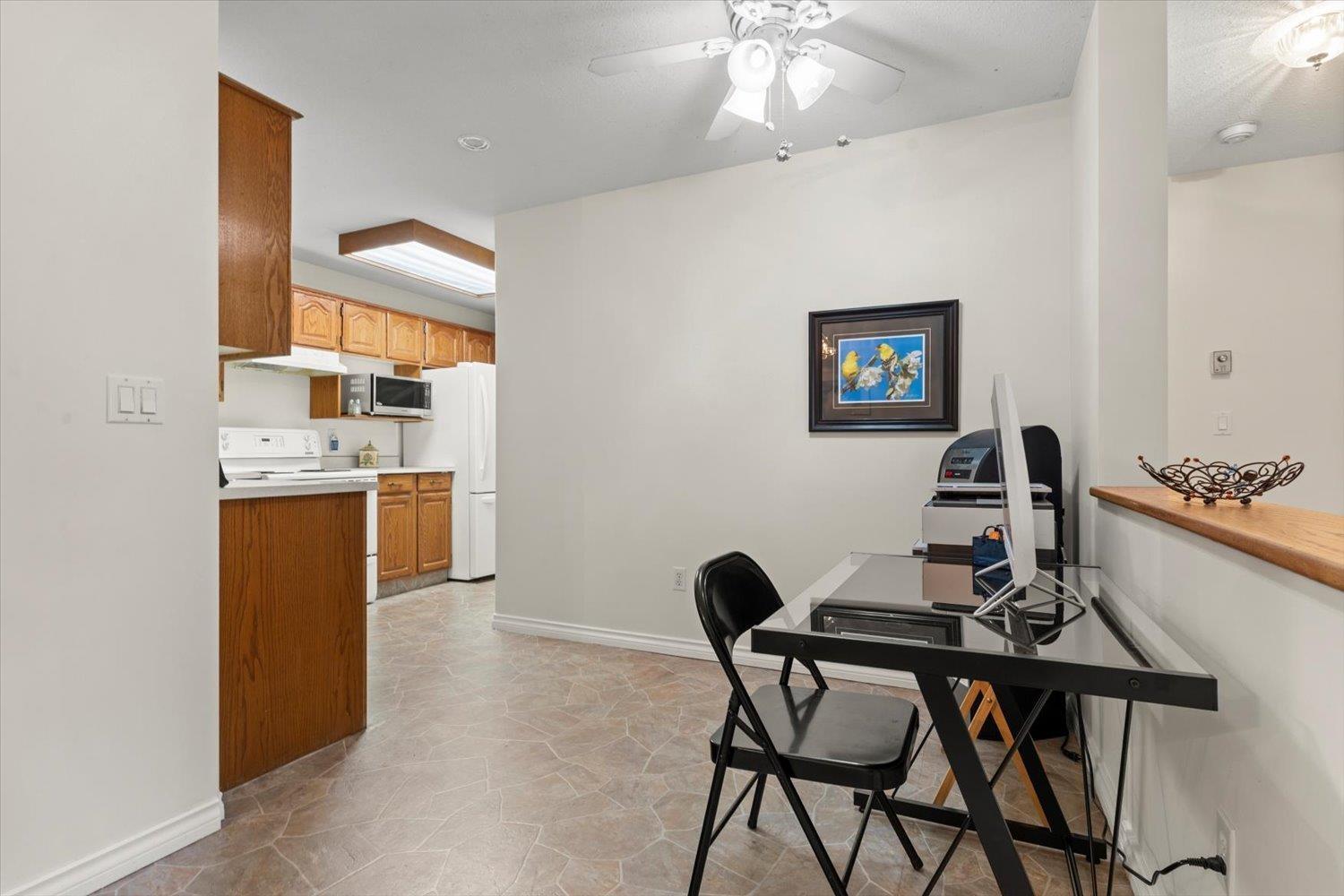 201 8985 MARY STREET, Chilliwack Proper West, Chilliwack