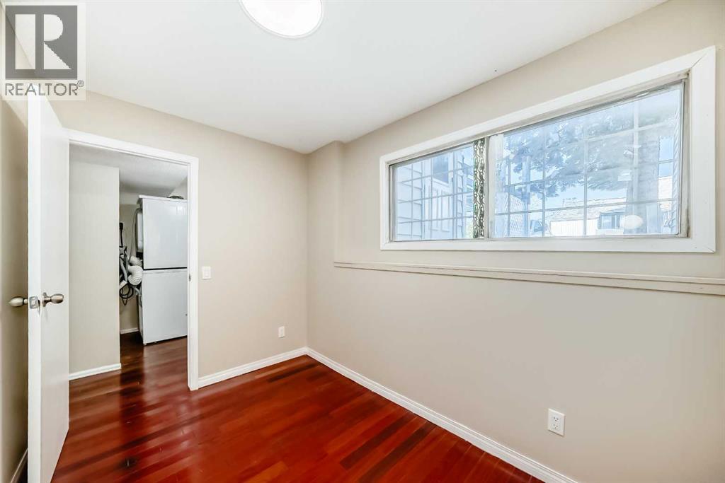 Single Family House Bi-level for Sale in  B Street SE Penbrooke Meadows Calgary 