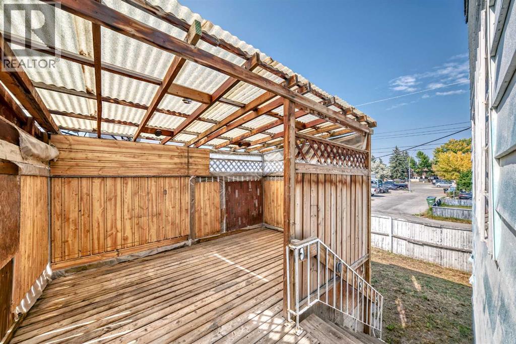 Single Family House Bi-level for Sale in  B Street SE Penbrooke Meadows Calgary 