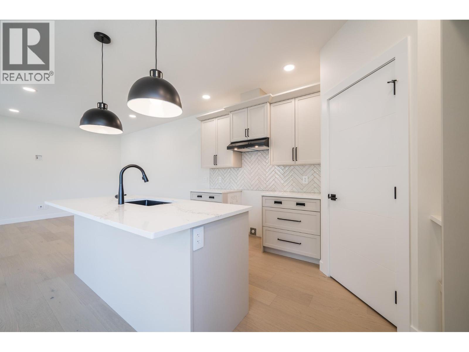 3228 BANK Road, Kamloops