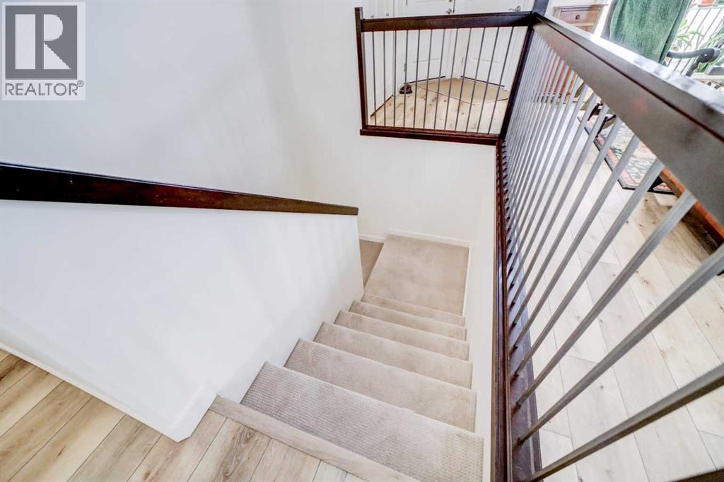 Single Family House Bungalow for Sale in  Mt Sundance Landing W Sunridge Lethbridge 