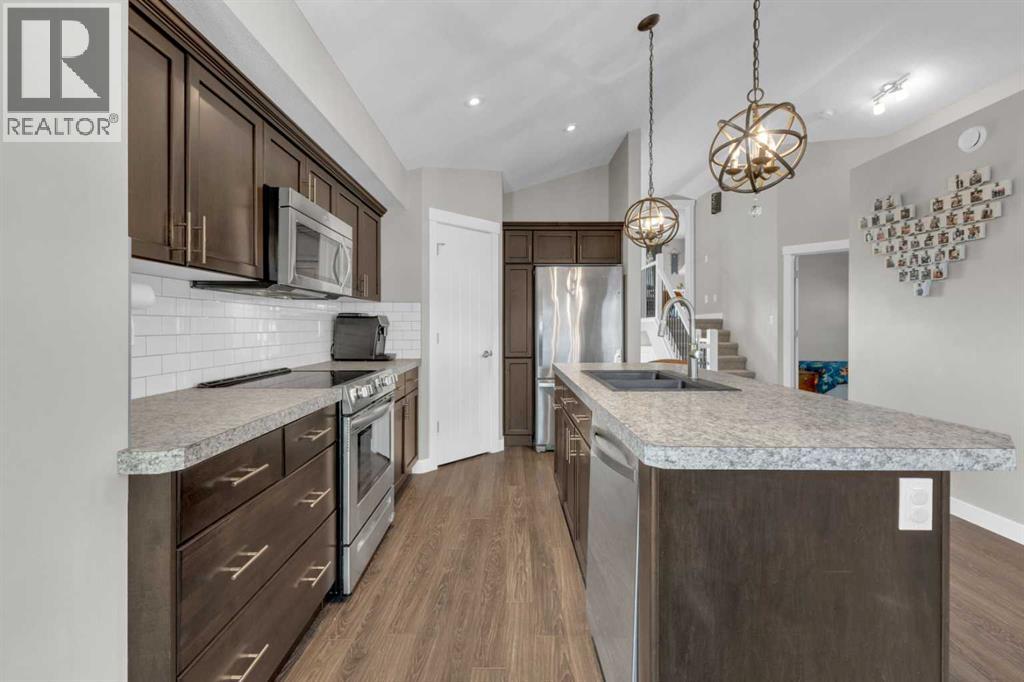 73 Reynolds Road, Sylvan Lake