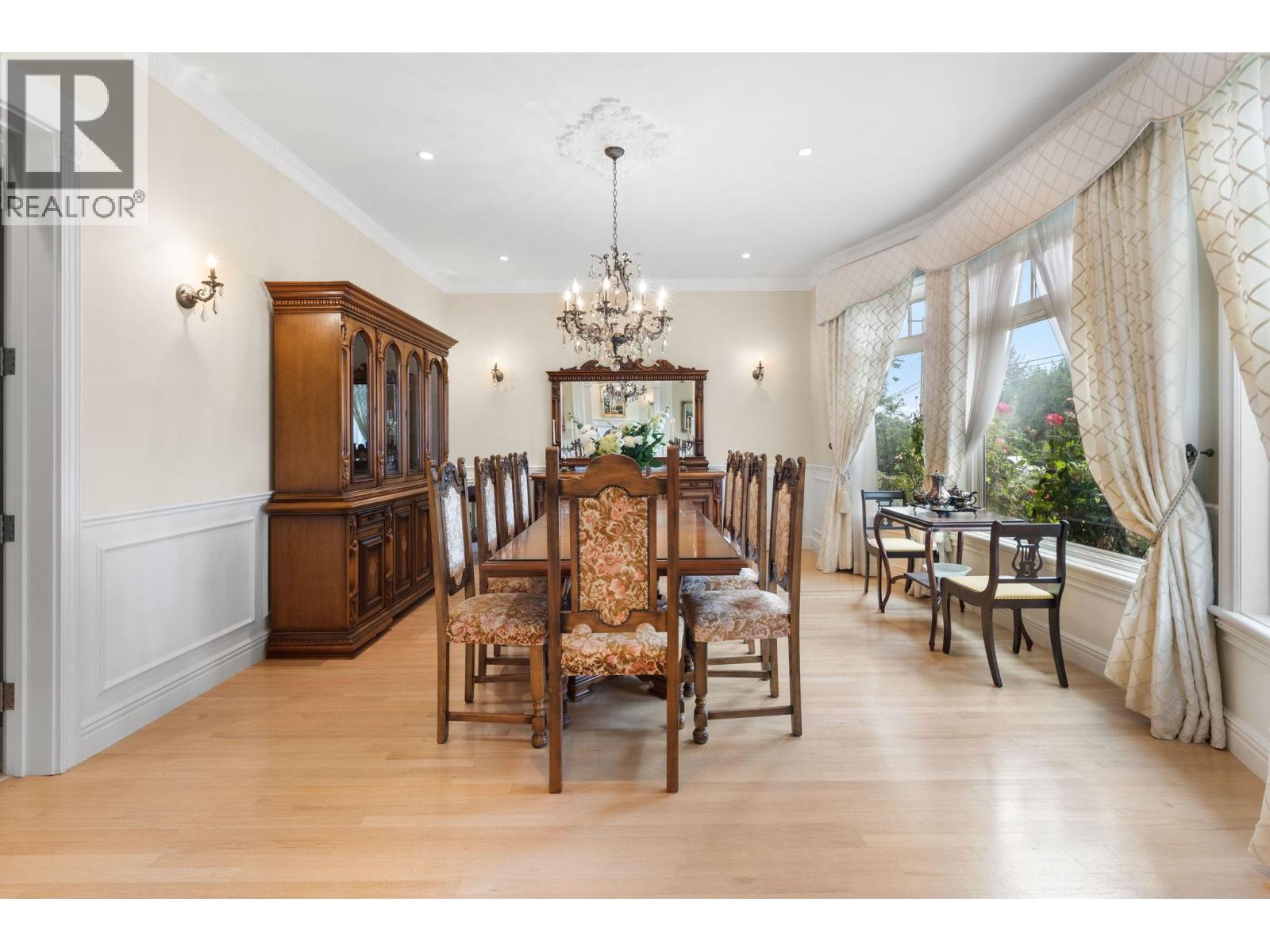 3116 BAINBRIDGE AVENUE, Burnaby