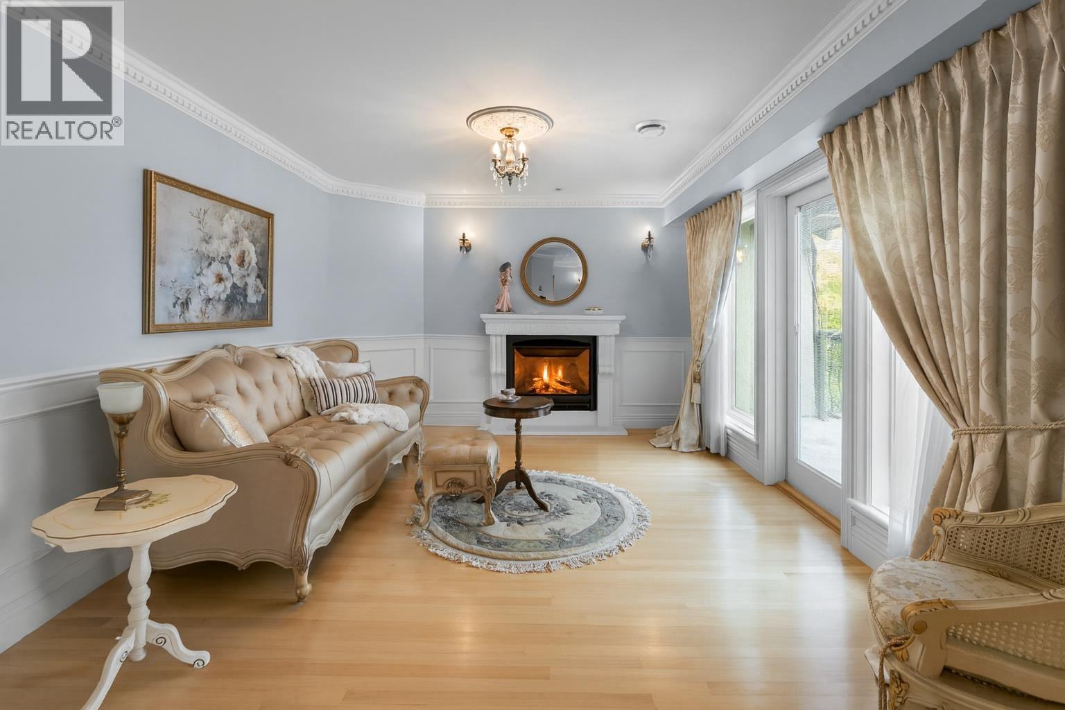 3116 BAINBRIDGE AVENUE, Burnaby