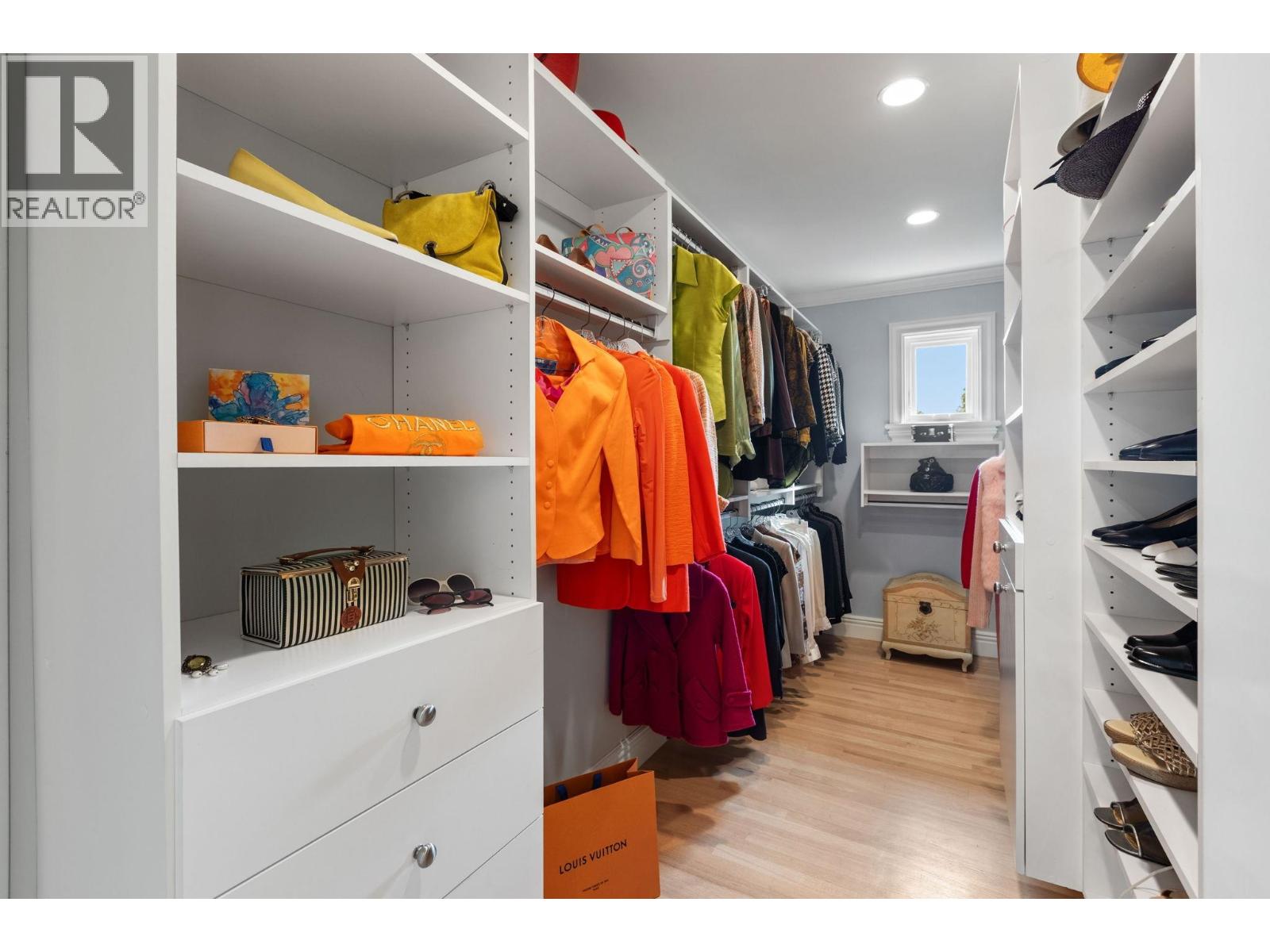 3116 BAINBRIDGE AVENUE, Burnaby