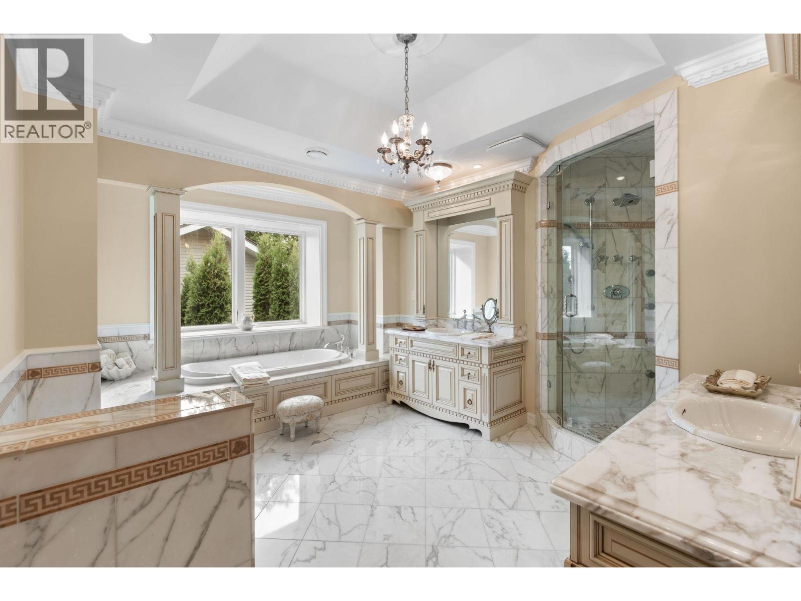 3116 BAINBRIDGE AVENUE, Burnaby