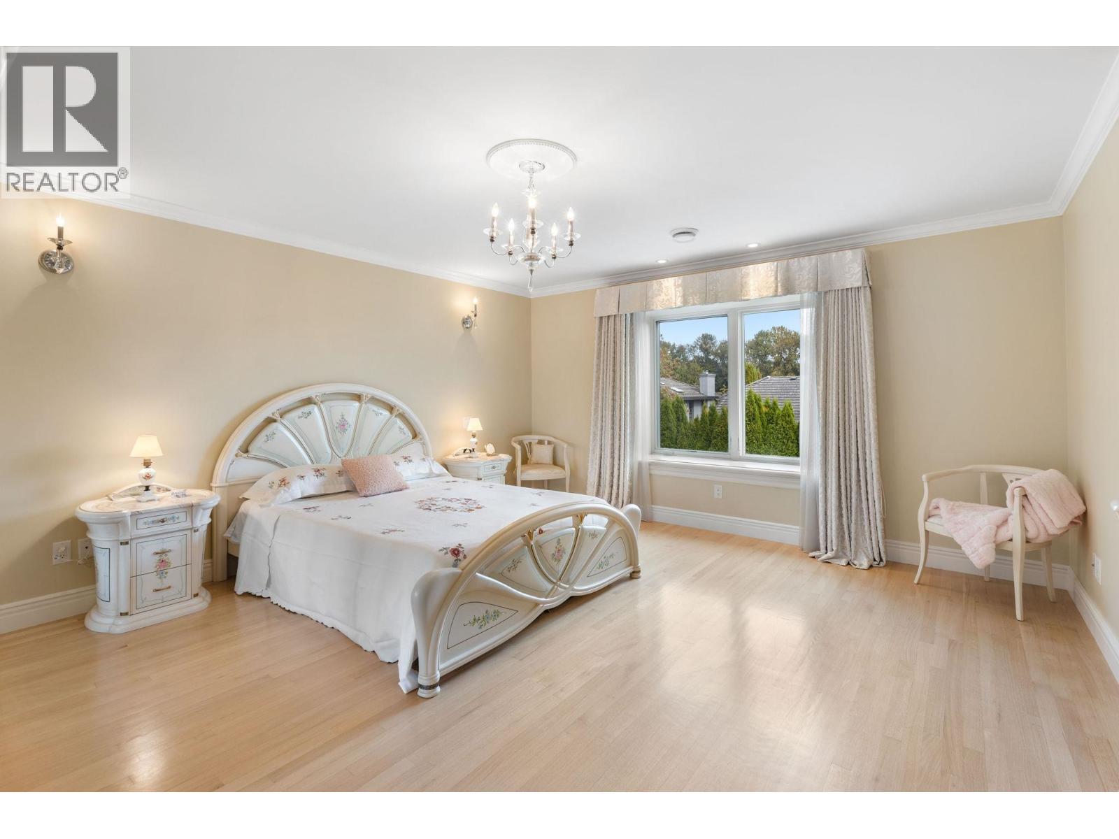 3116 BAINBRIDGE AVENUE, Burnaby