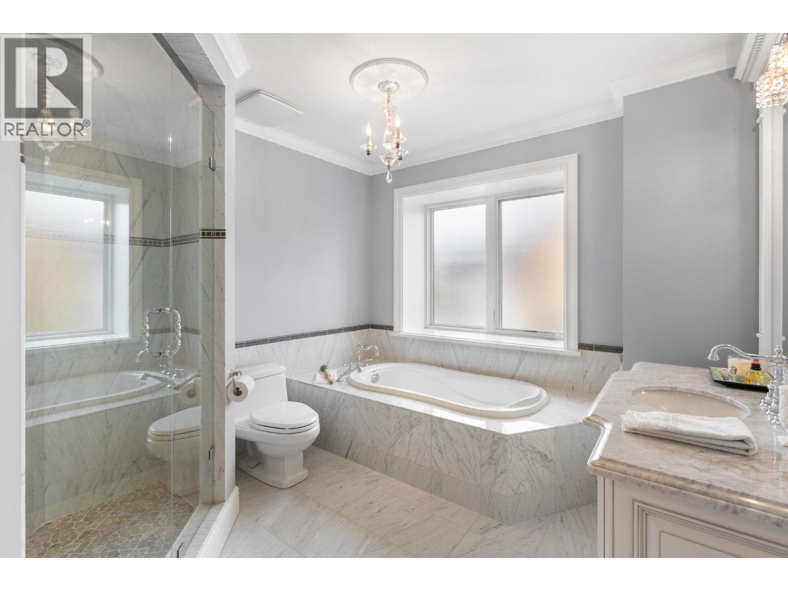 3116 BAINBRIDGE AVENUE, Burnaby