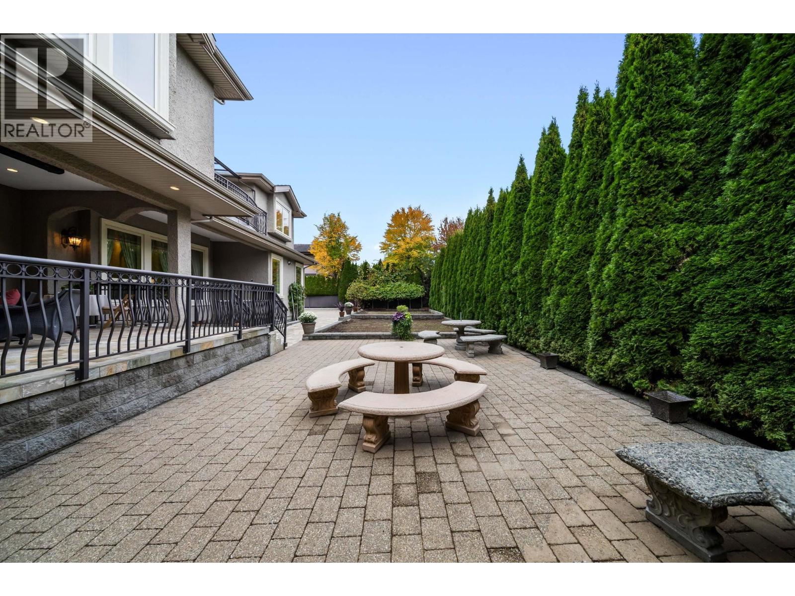 3116 BAINBRIDGE AVENUE, Burnaby