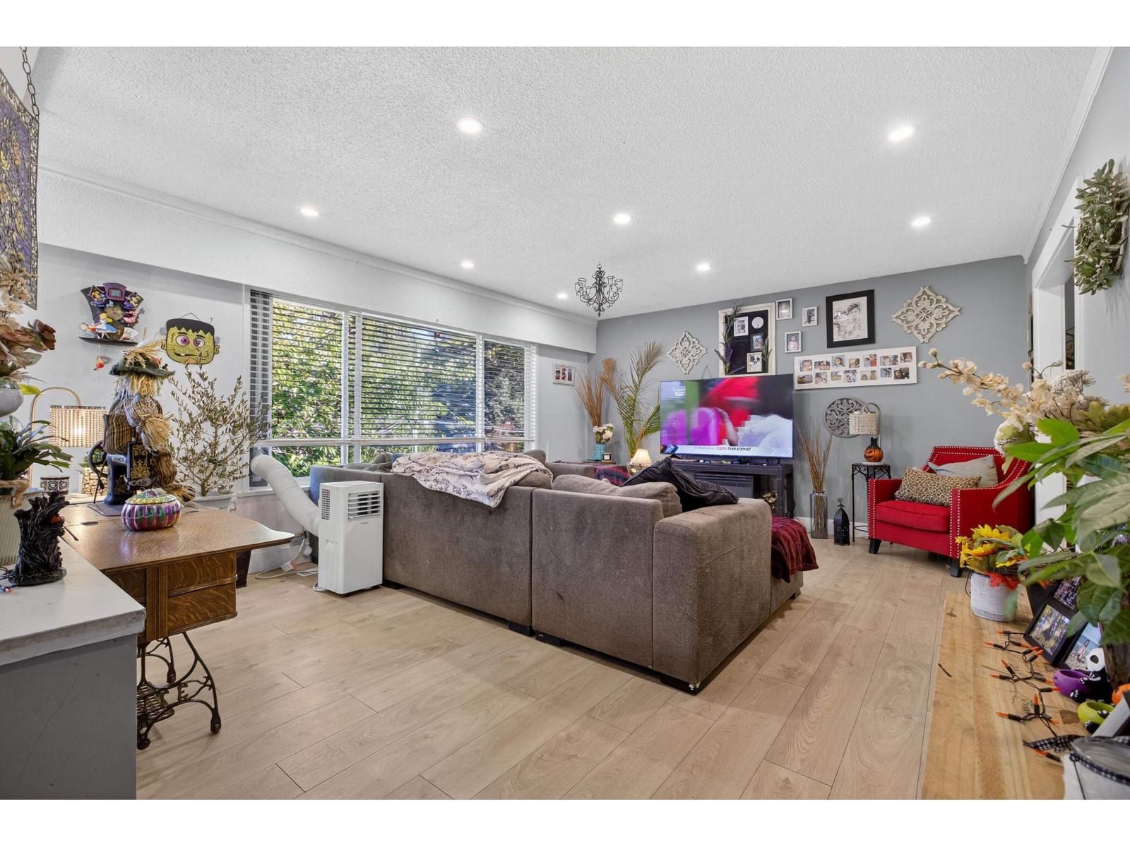 19756 49 AVENUE, Langley