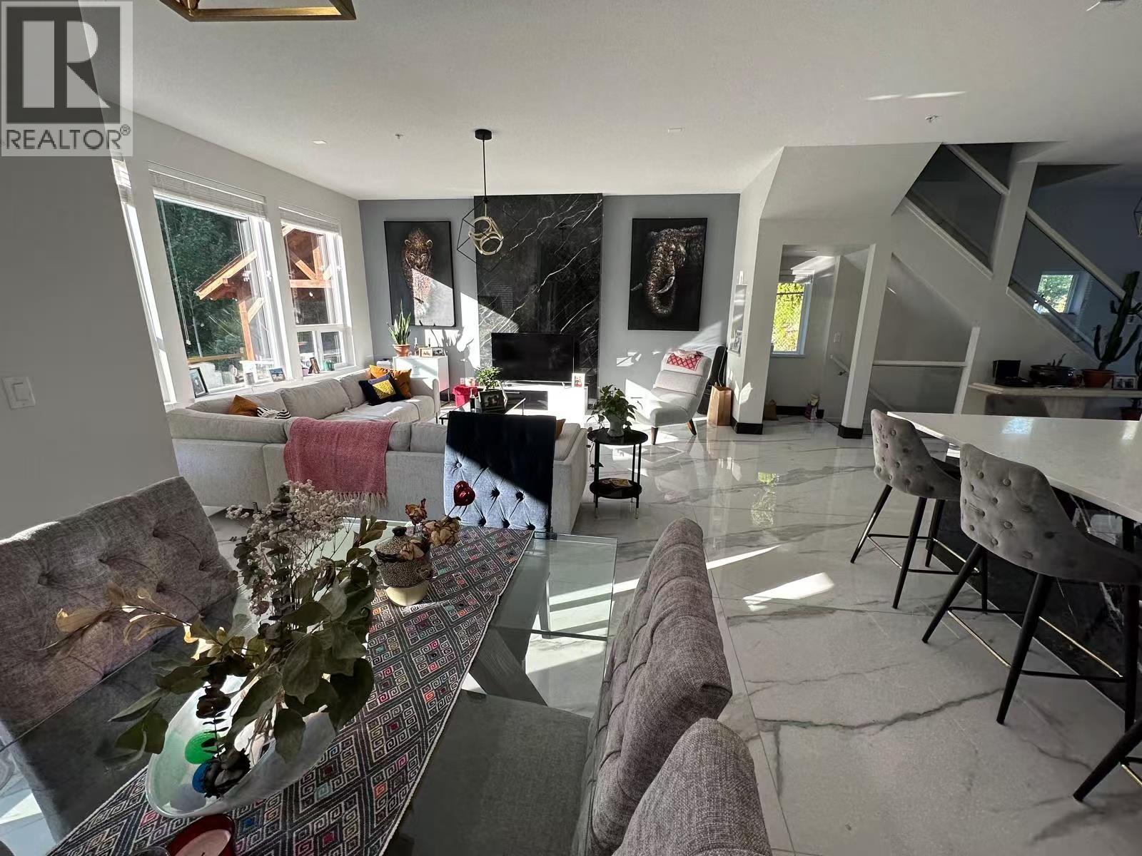 11377 MCDOUGAL STREET, Maple Ridge