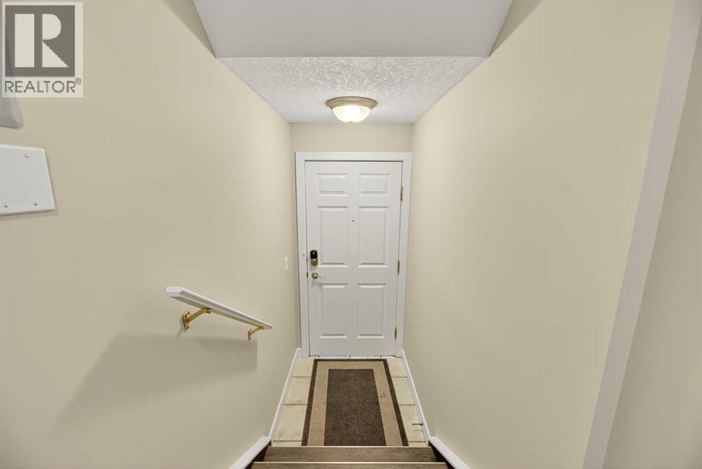 Single Family House for Sale in   Parkdale Boulevard NW Parkdale Calgary 