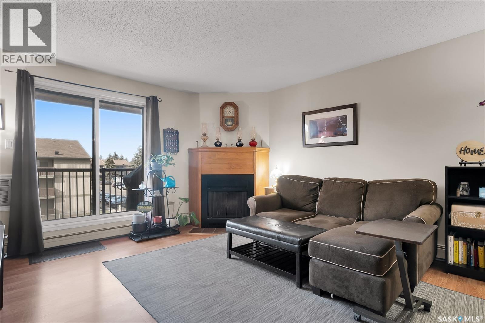 Single Family House Low rise for Sale in B  th STREET E Saskatoon 