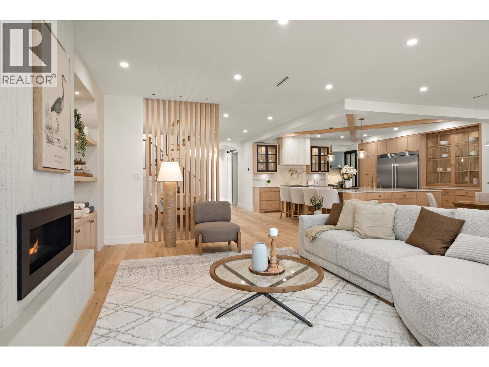 998 50B STREET, Tsawwassen