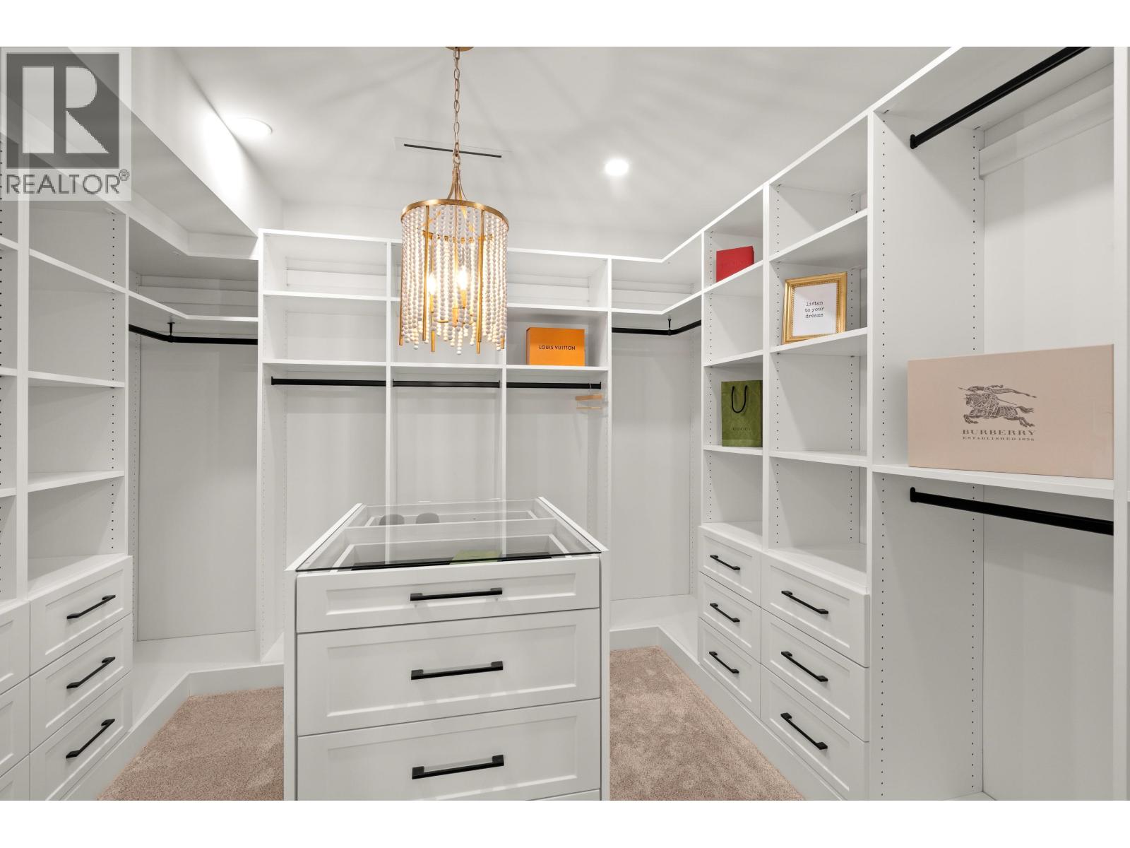 998 50B STREET, Tsawwassen