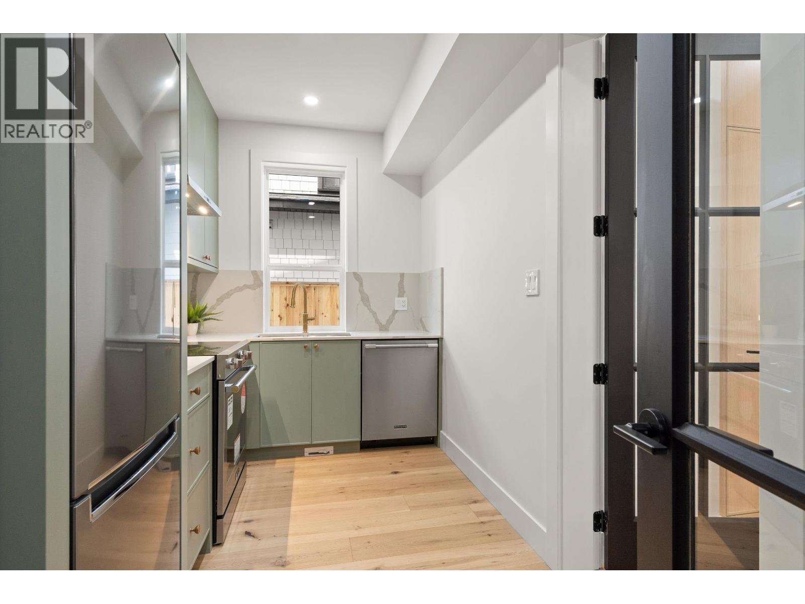 998 50B STREET, Tsawwassen