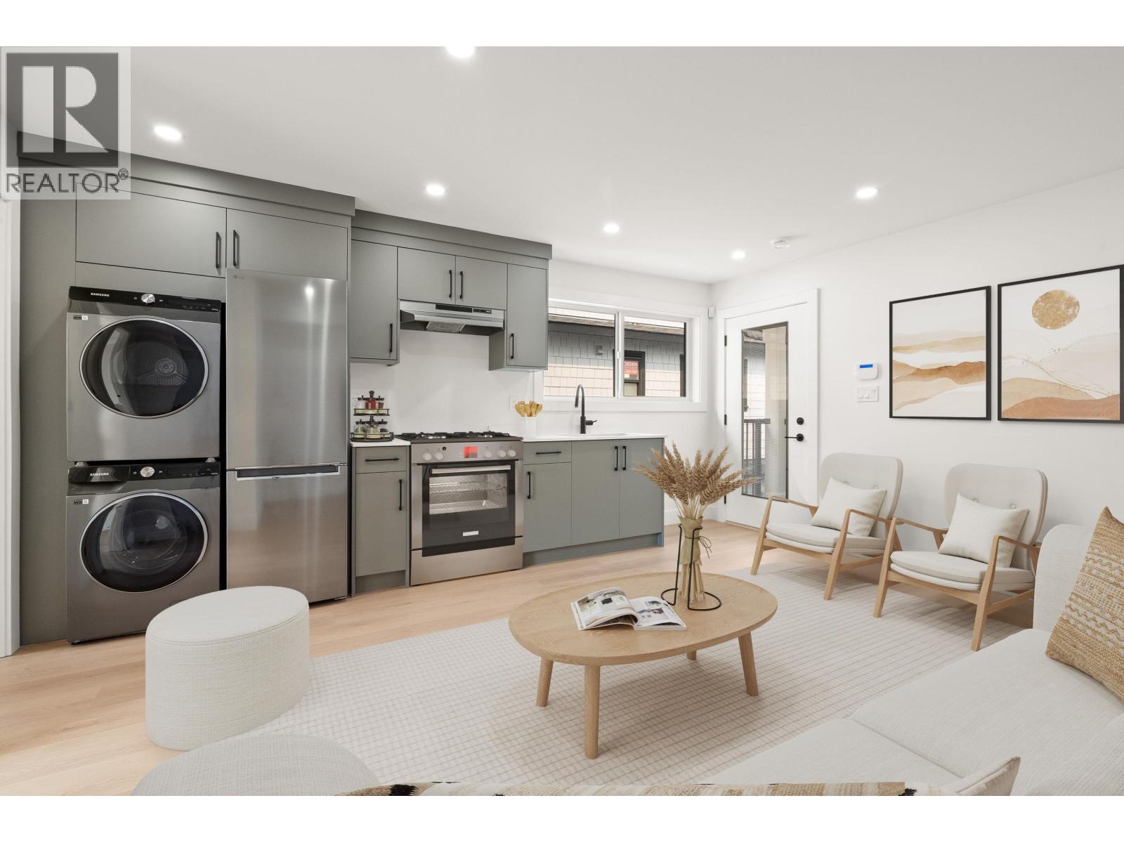 998 50B STREET, Tsawwassen