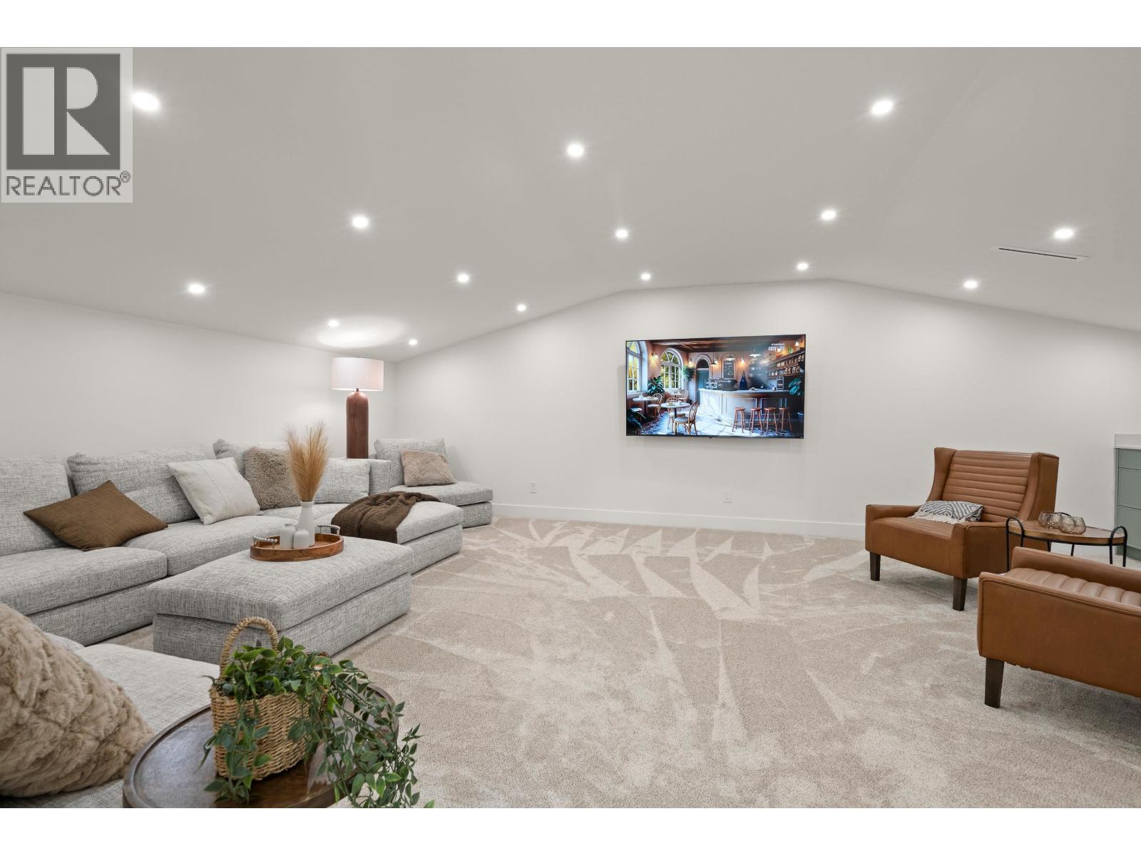 998 50B STREET, Tsawwassen