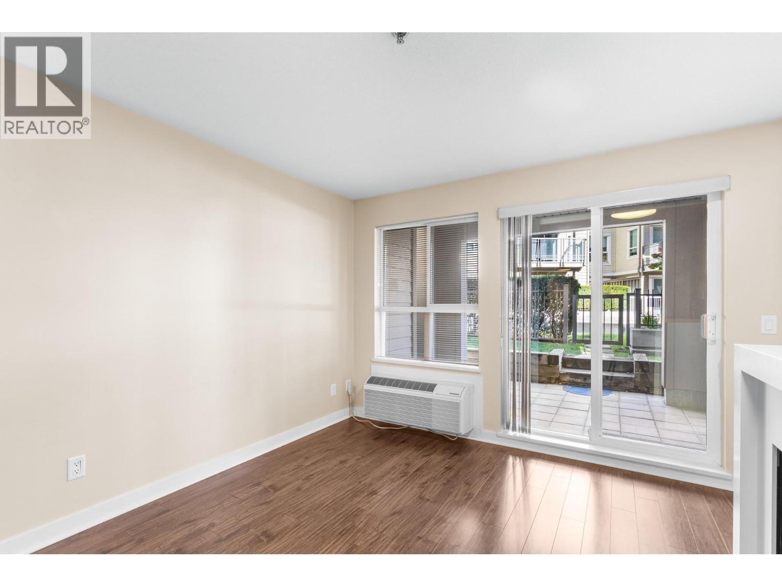 120 1083 Sunset Drive, Kelowna