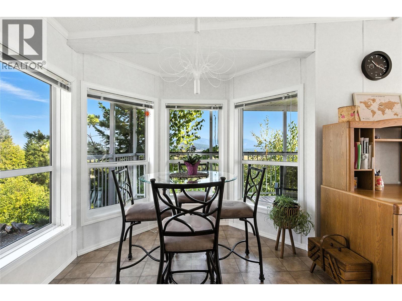 32 1885 Tappen Notch Hill Road, Tappen