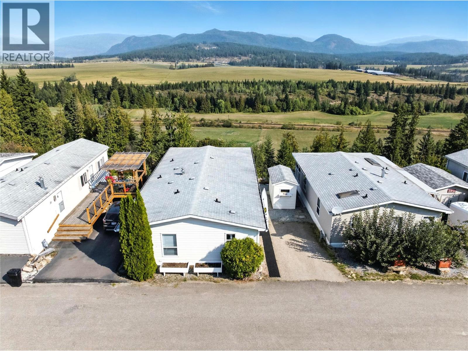 32 1885 Tappen Notch Hill Road, Tappen
