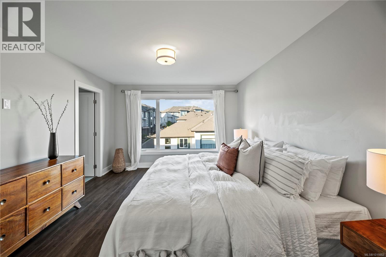  1252 Solstice Crescent, Langford