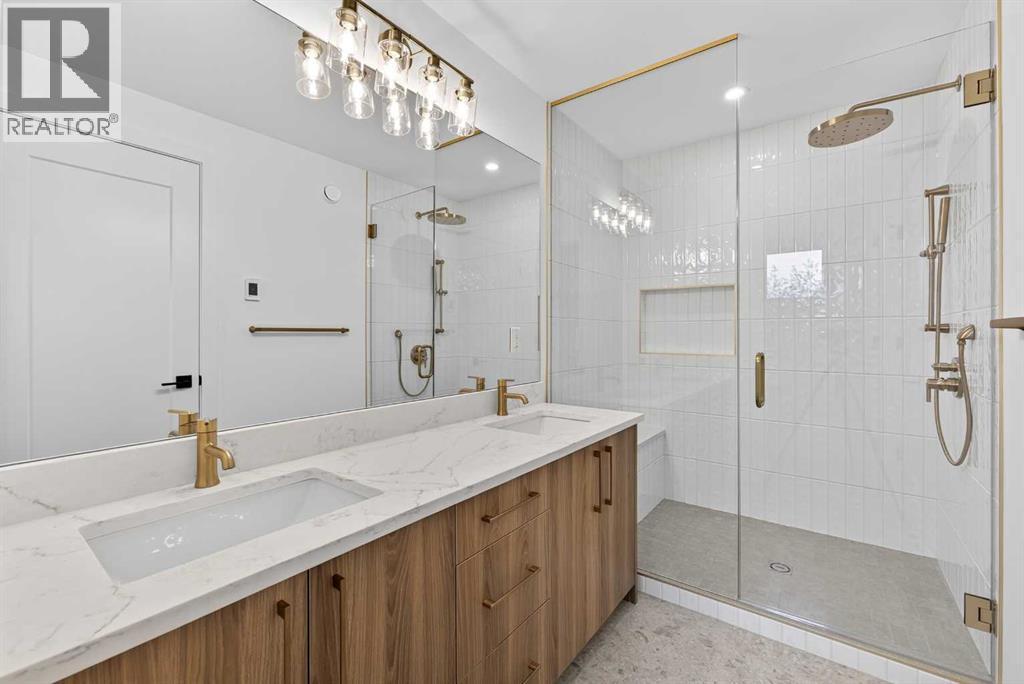 Single Family House for Sale in   Avenue SW North Glenmore Park Calgary 