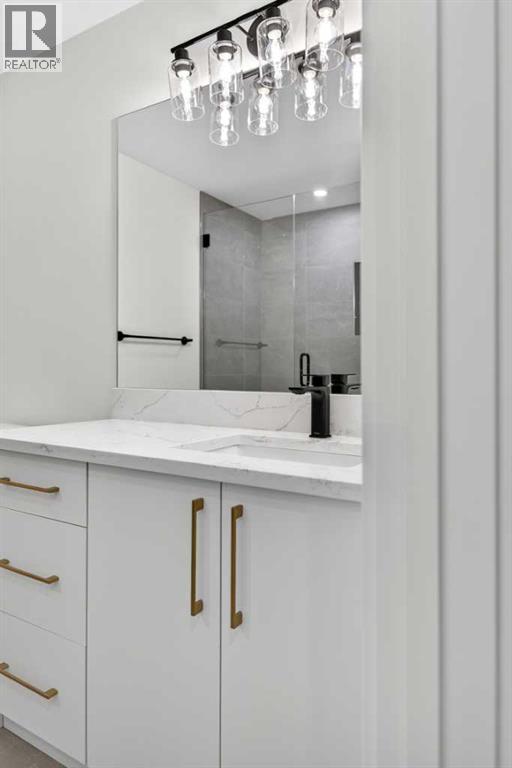 Single Family House for Sale in   Avenue SW North Glenmore Park Calgary 