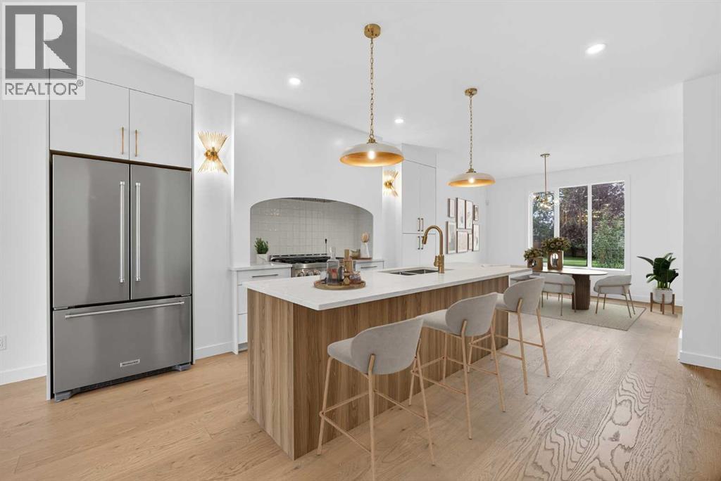 Single Family House for Sale in   Avenue SW North Glenmore Park Calgary 