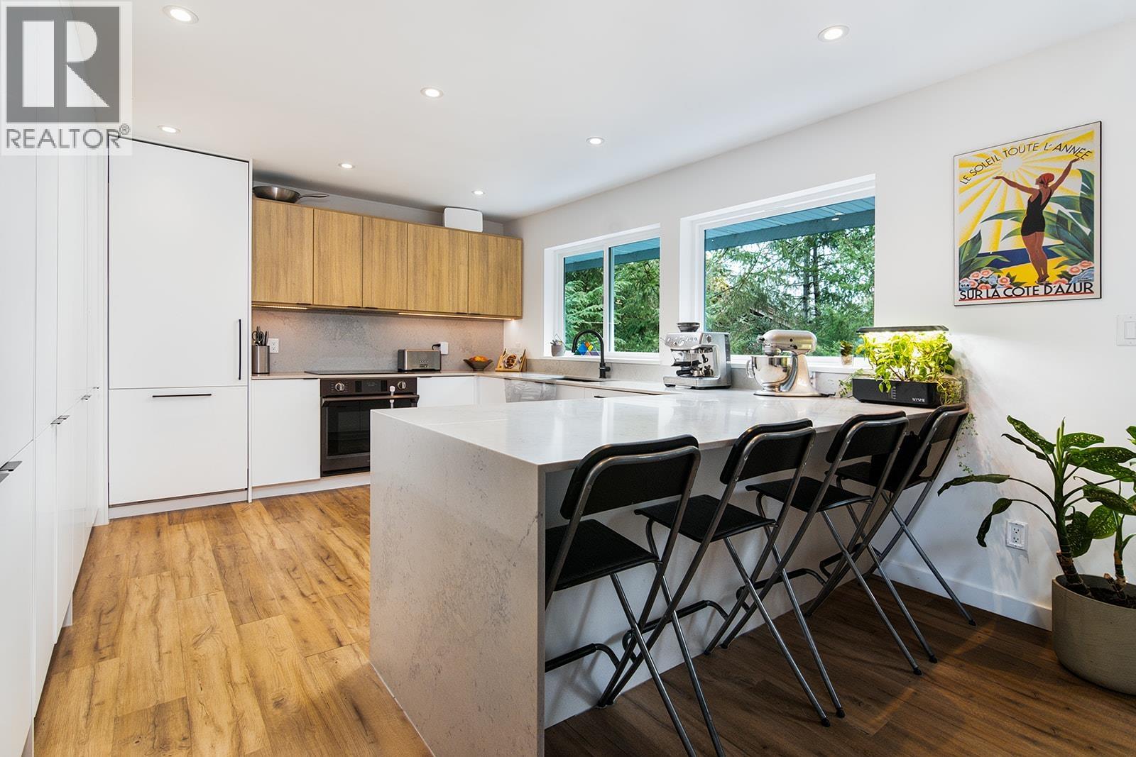8604 FISSILE LANE, Whistler