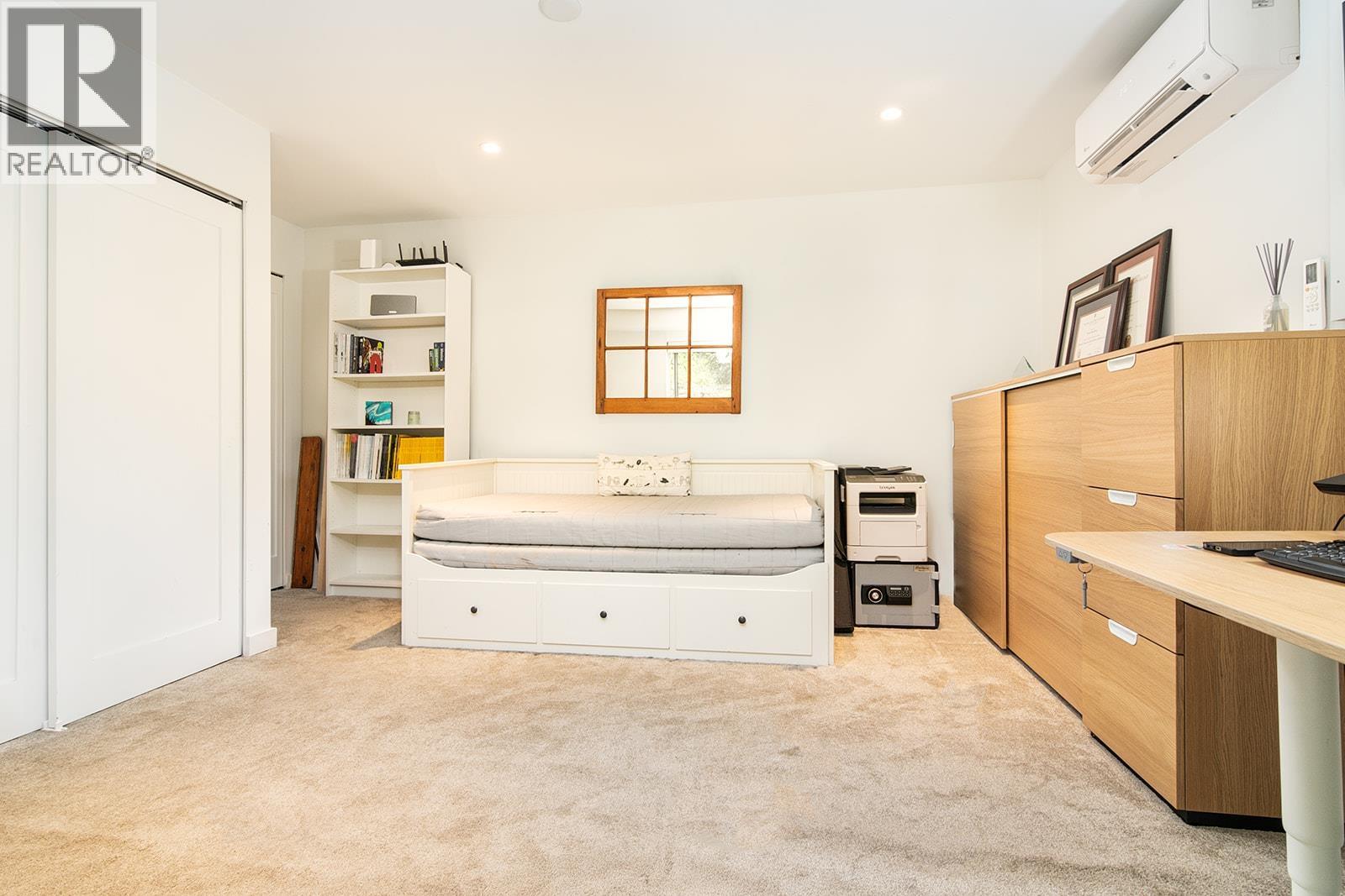 8604 FISSILE LANE, Whistler