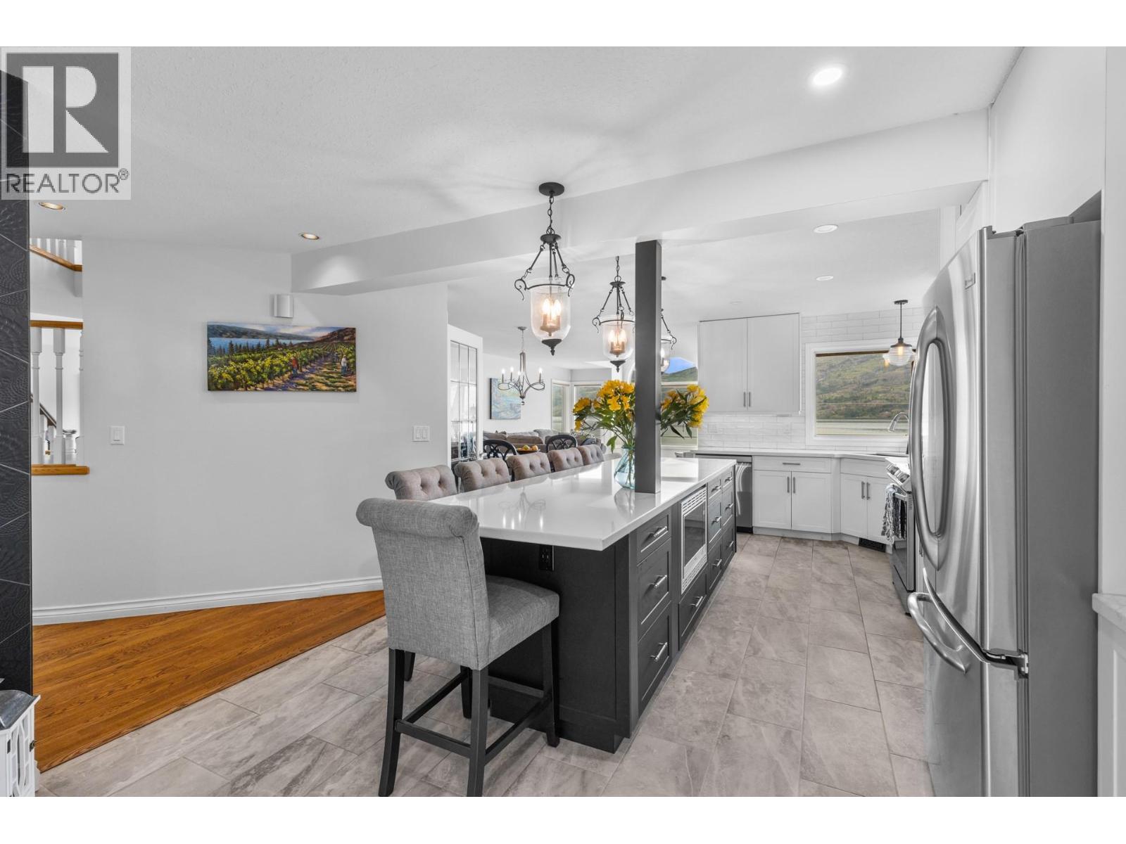 3838 Beach Avenue, Peachland
