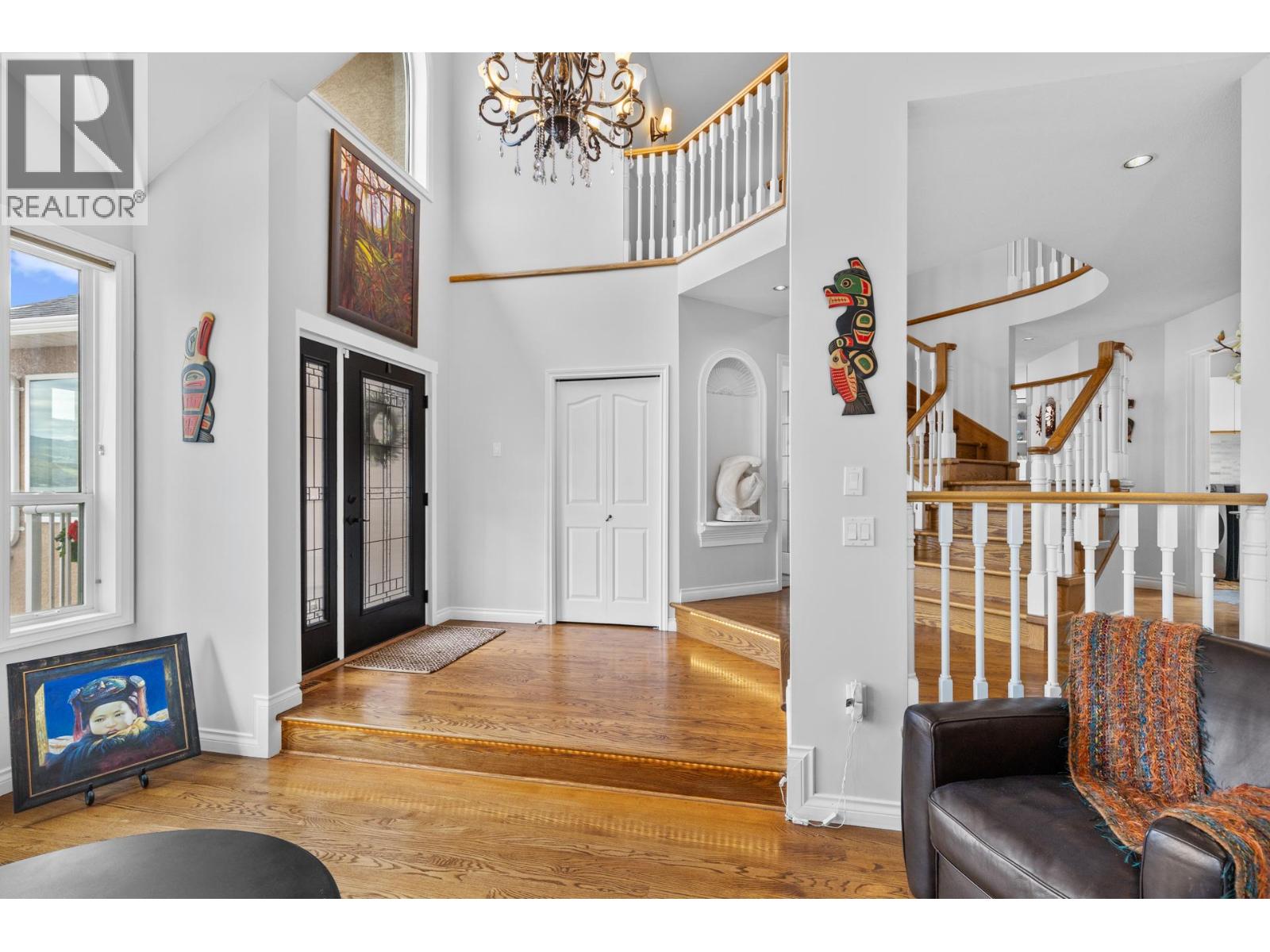  3838 Beach Avenue, Peachland