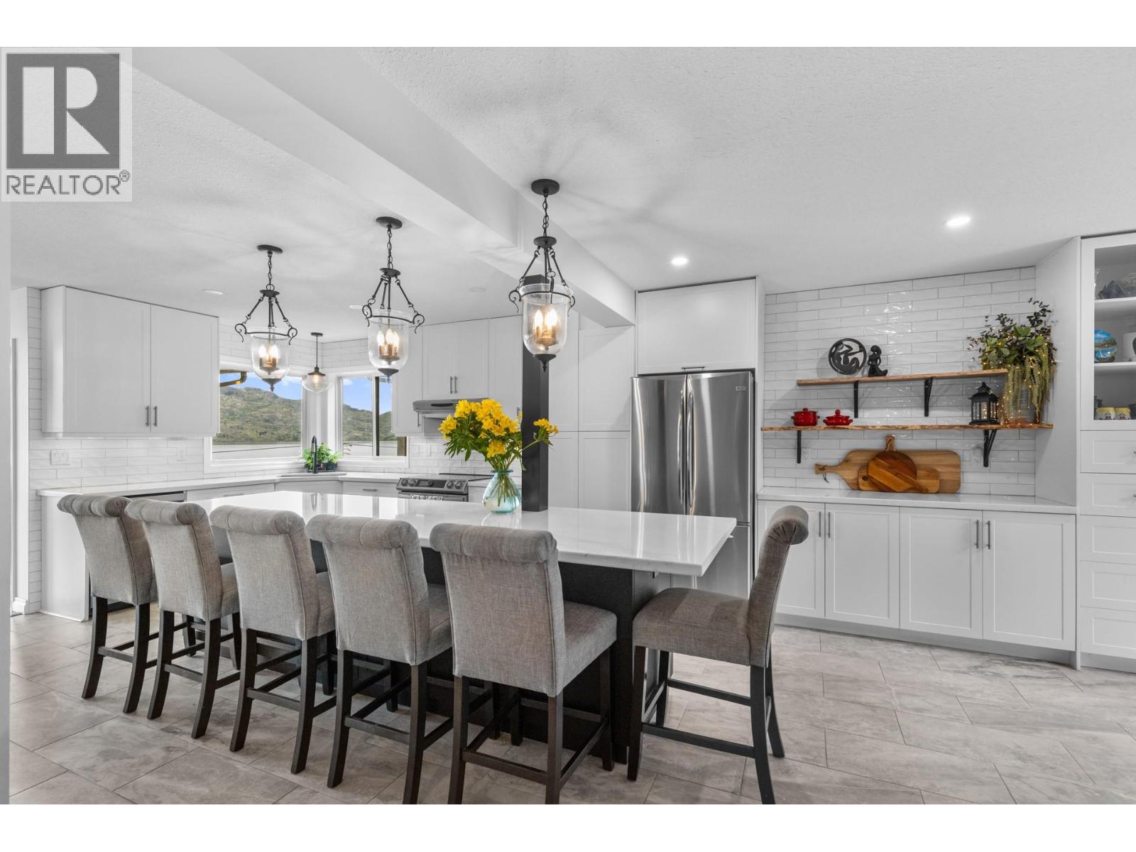  3838 Beach Avenue, Peachland