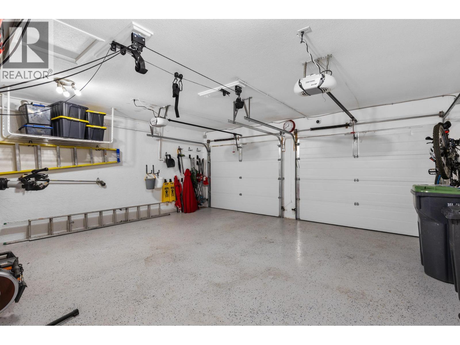  3838 Beach Avenue, Peachland
