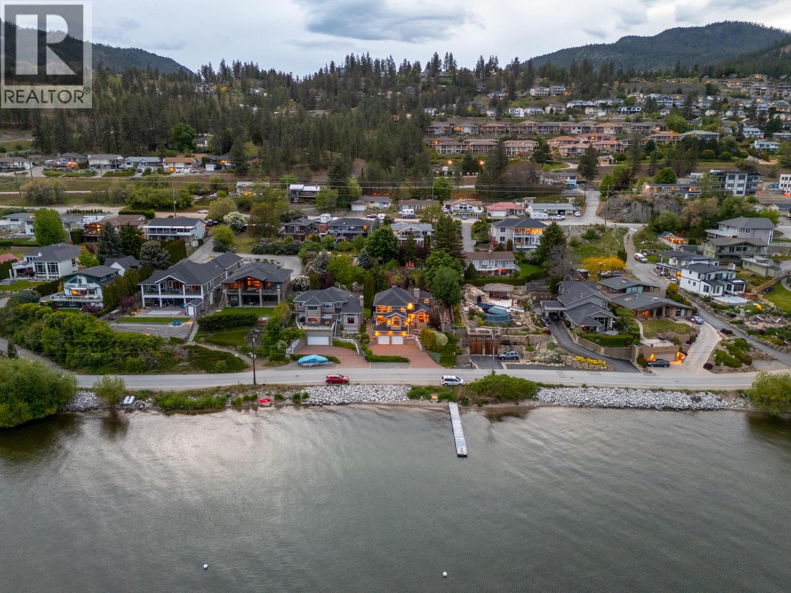  3838 Beach Avenue, Peachland