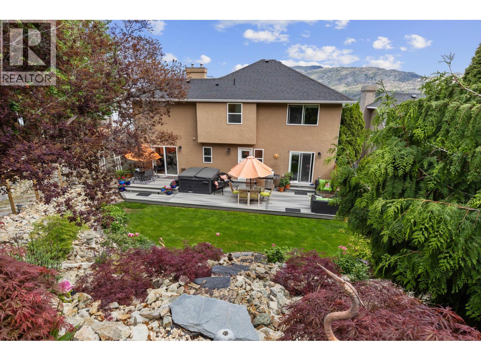  3838 Beach Avenue, Peachland